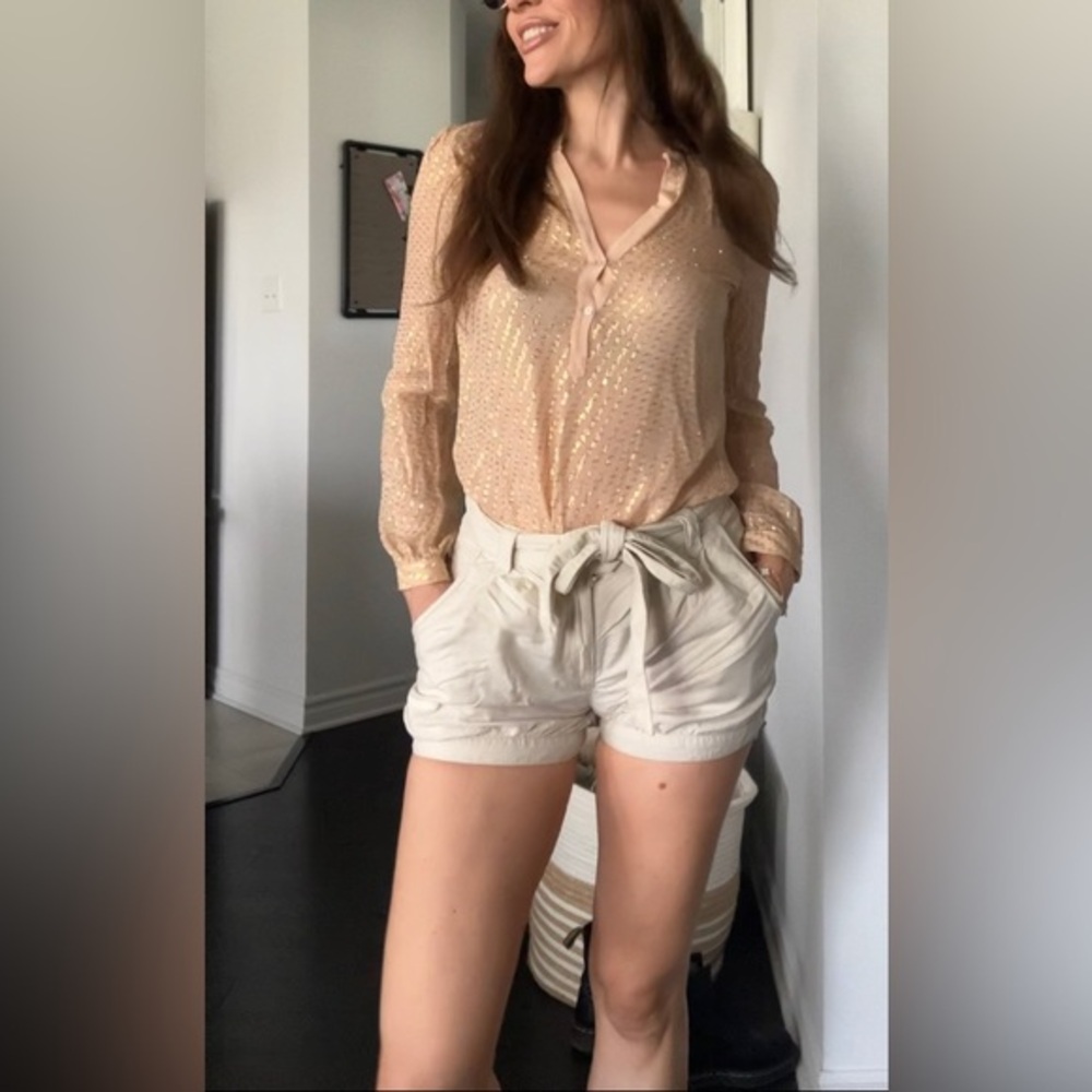 Nude & gold blouse